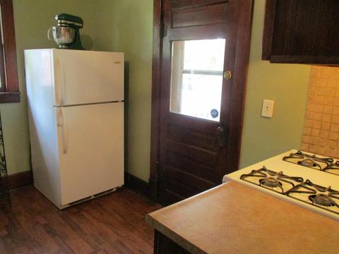 834 E Comstock St, Owosso, MI 48867 photo 9