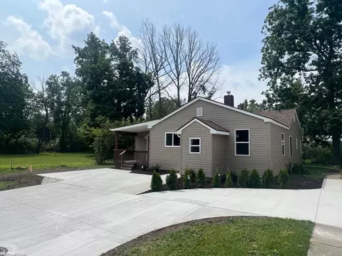 391 Virginia, Algonac, MI 48001 photo 3