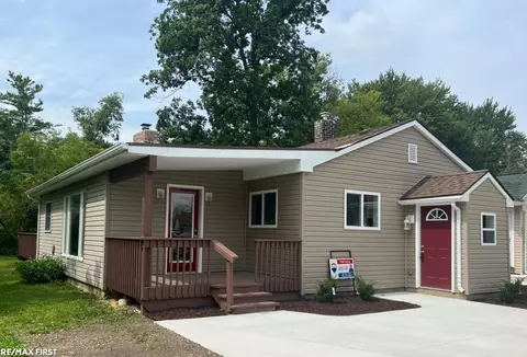 391 Virginia, Algonac, MI 48001