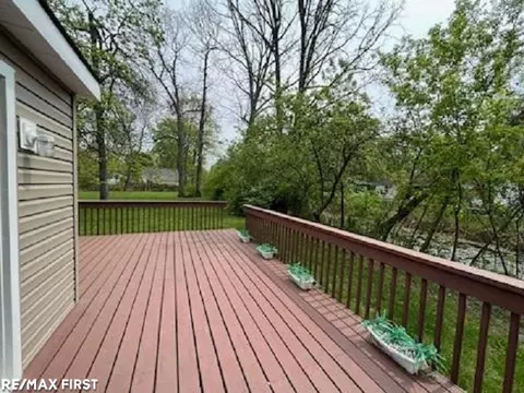 391 Virginia, Algonac, MI 48001 photo 10