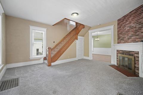 1019 E Maple Ave, Adrian, MI 49221 photo 10