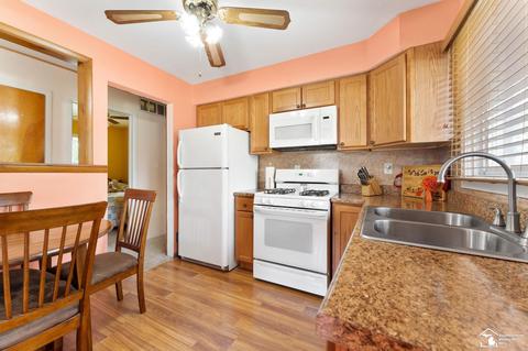 29360 Tamarack, Flat Rock, MI 48134 photo 5