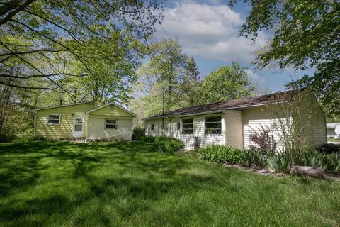 836 Poquonnock Dr, Hope, MI 48628