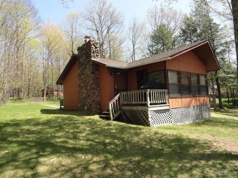 13707 East Shr, Bergland, MI 49910