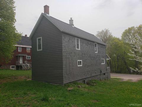 811 Pine, Hancock, MI 49930 photo 2
