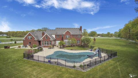 8838 Dillon, Temperance, MI 48182 photo 4