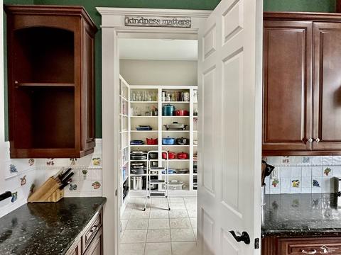 8838 Dillon, Temperance, MI 48182 photo 27