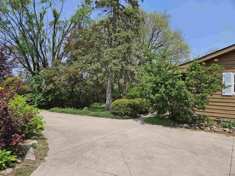 1685 E Carleton, Adrian, MI 49221 photo 11