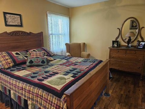 1685 E Carleton, Adrian, MI 49221 photo 28