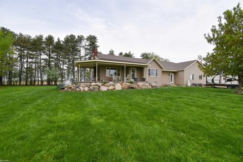 321 E Custer Rd, Sandusky, MI 48471 photo 2