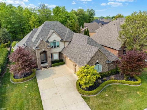 19255 Reef, Macomb, MI 48044