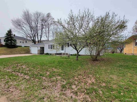 115 N Marigold, Ishpeming, MI 49849 photo 3