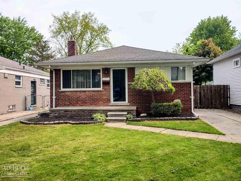 23825 Deziel, Saint Clair Shores, MI 48082
