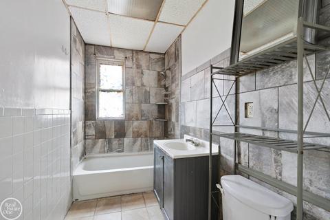 2995 Trowbridge, Hamtramck, MI 48212 photo 14