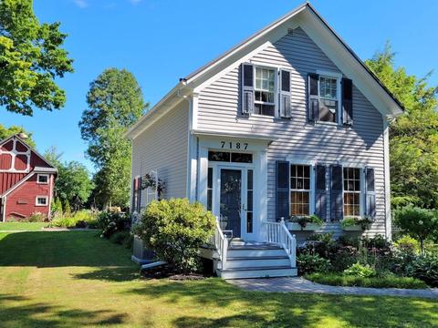 7187 Simons, Lexington, MI 48450