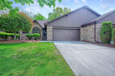 38642 Birch Mdw, Clinton Township, MI 48036