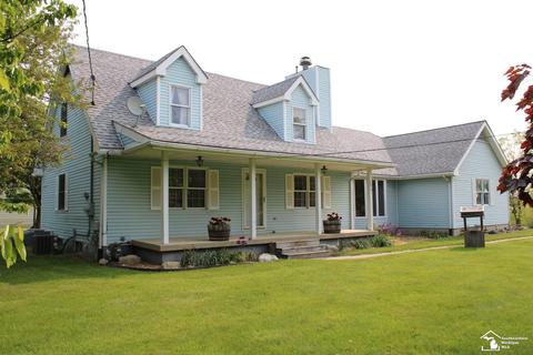 3870 N Custer, Monroe, MI 48162