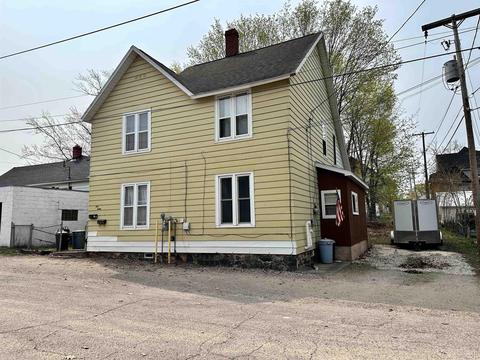 112 Arch, Ishpeming, MI 49849