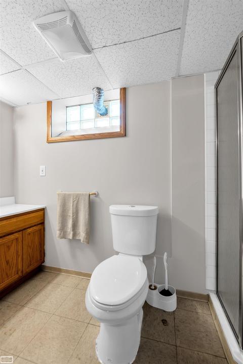 16163 Bell Ave, Eastpointe, MI 48021 photo 20