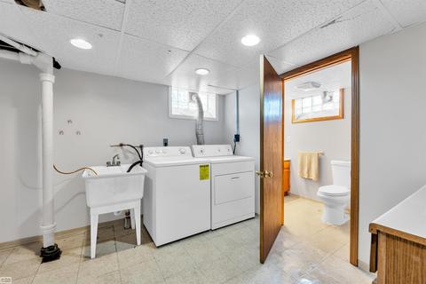 16163 Bell Ave, Eastpointe, MI 48021 photo 19