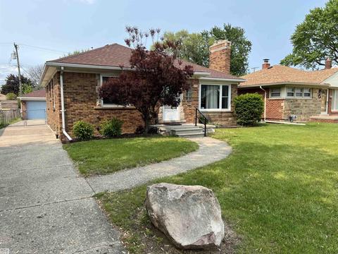 16163 Bell Ave, Eastpointe, MI 48021 photo 2