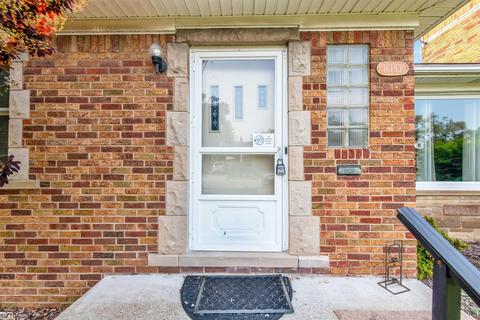 16163 Bell Ave, Eastpointe, MI 48021 photo 3