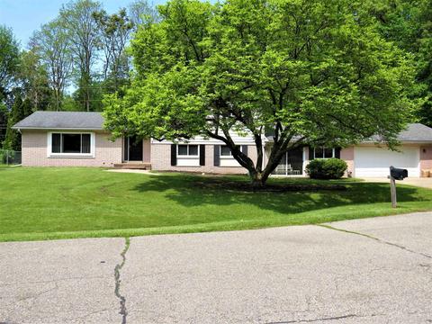 36781 Gloucester, Clinton Township, MI 48035