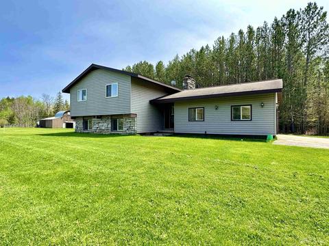 9285 Us Highway 2, Rapid River, MI 49878