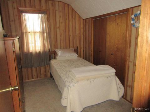 201 Hancock, Wakefield, MI 49968 photo 24