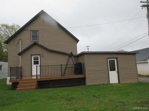 201 Hancock, Wakefield, MI 49968 photo 5