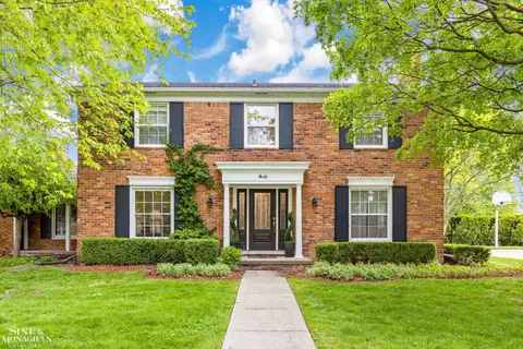 40 N Duval, Grosse Pointe Shores, MI 48236