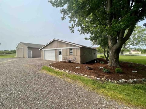 17355 Geddes Rd, Hemlock, MI 48626 photo 5