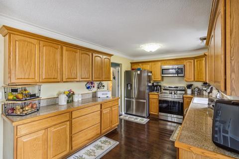 7010 Frances, Flushing, MI 48433 photo 5