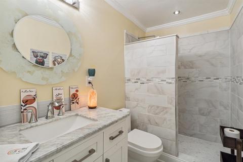 7010 Frances, Flushing, MI 48433 photo 20