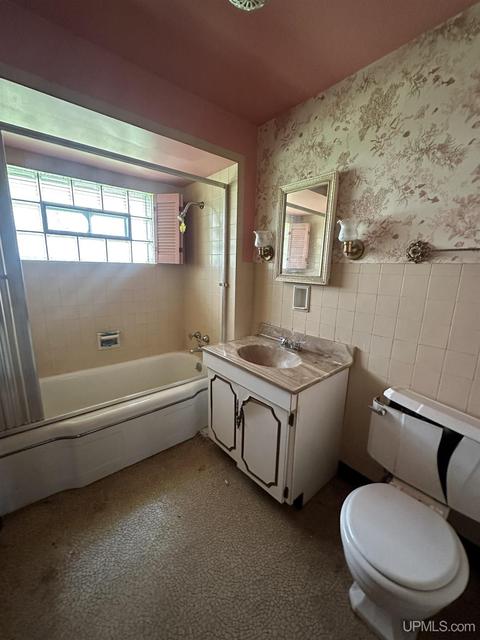 4461 State Highway M35, Escanaba, MI 49829 photo 14