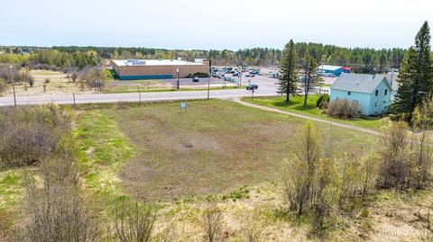 36 Us Highway 41, Calumet, MI 49913