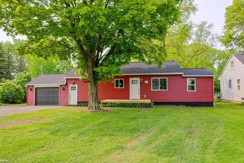 3065 Florine Ave, Mount Morris, MI 48458