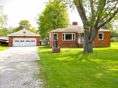 2620 Lewis, Port Huron, MI 48060