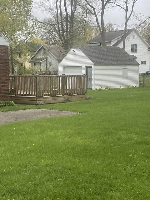 368 Eldridge Ave, Flint, MI 48505 photo 4
