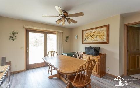 9863 Exeter Rd, Carleton, MI 48117 photo 10