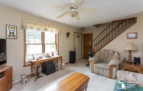 9863 Exeter Rd, Carleton, MI 48117 photo 8