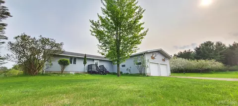 n21660 Chapman Road, Niagara, WI 54151
