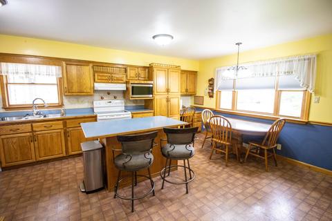1095 E Wilson Rd, Clio, MI 48420 photo 4