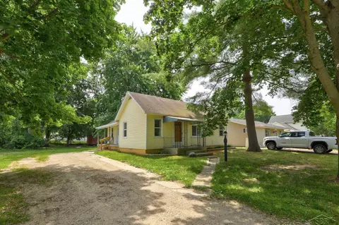 237 Cherry St, Vassar, MI 48768 photo 37