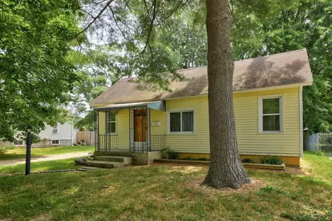 237 Cherry St, Vassar, MI 48768 photo 4