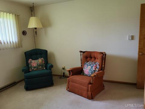 25 Tamarack, White Pine, MI 49971 photo 5