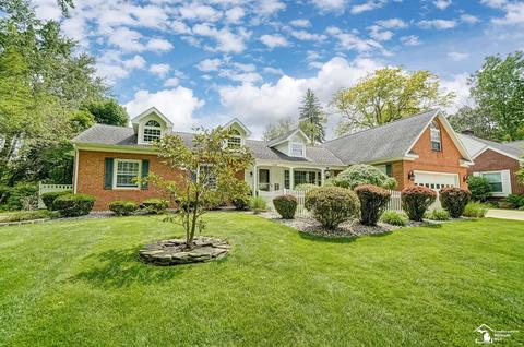 1231 W Westwood, Adrian, MI 49221