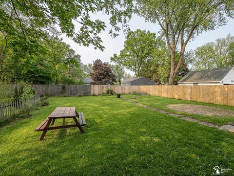 654 Washington, Temperance, MI 48182 photo 17