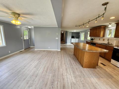 3900 N Grant, Harrison, MI 48625 photo 5
