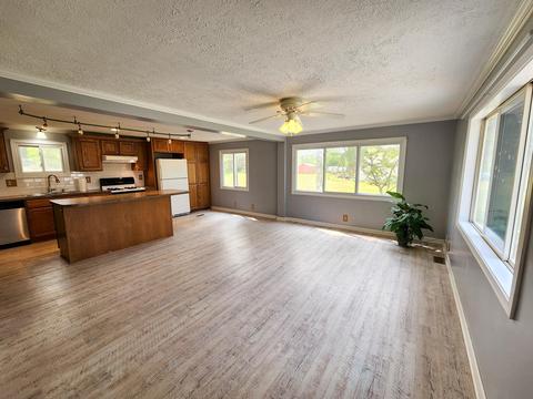 3900 N Grant, Harrison, MI 48625 photo 3